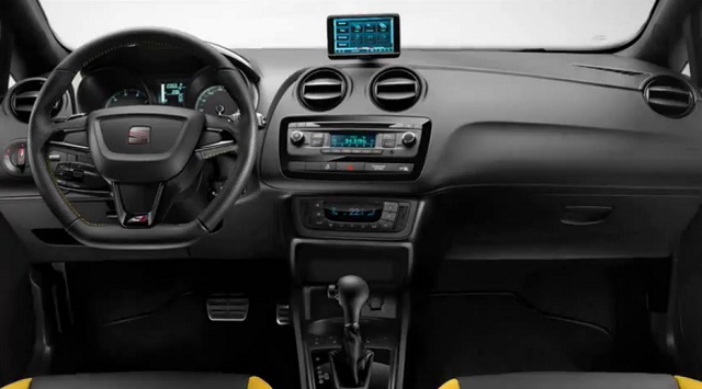 Interni Seat Ibiza Cupra Concept 2012