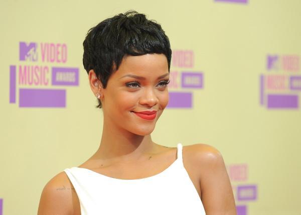 Look nuovo taglio di capelli