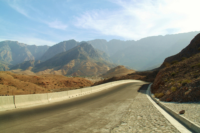 Auto in Oman