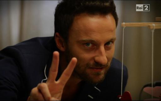 facchinetti nello spot di star academy star academy su rai 2