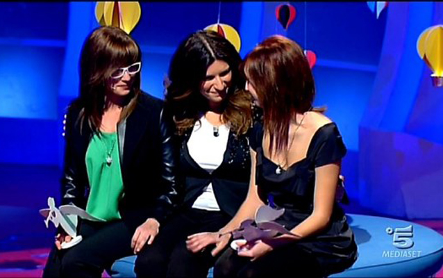 laura a c'è posta x te pausini su canale 5